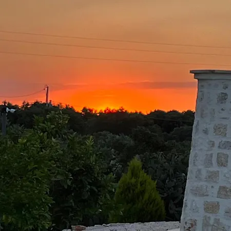 Trulli Lenuccia Villa *